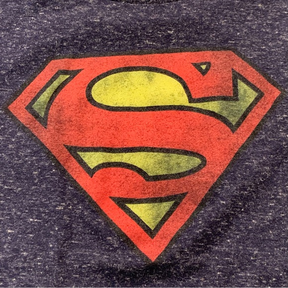🦸‍♂️ [4/$25] SUPERMAN GRAPHIC SHORT SLEEVE DARK NAVY BLUE YOUTH T-SHIRT 🦸‍♂️ - Picture 2 of 4